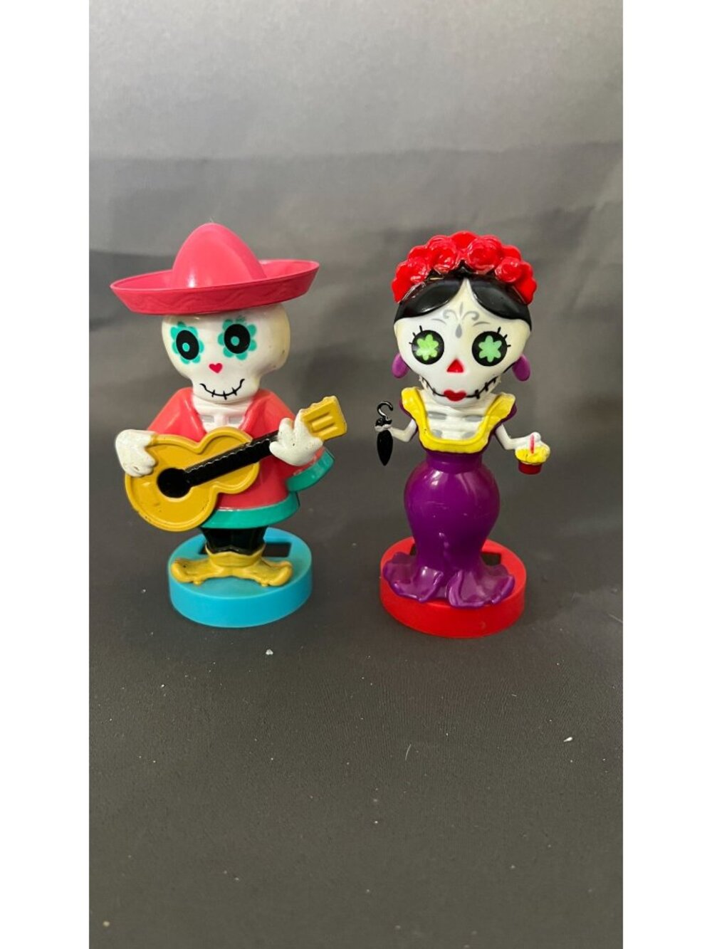 Colorful Day Of The Dead Skeleton Figurines Set Of 2